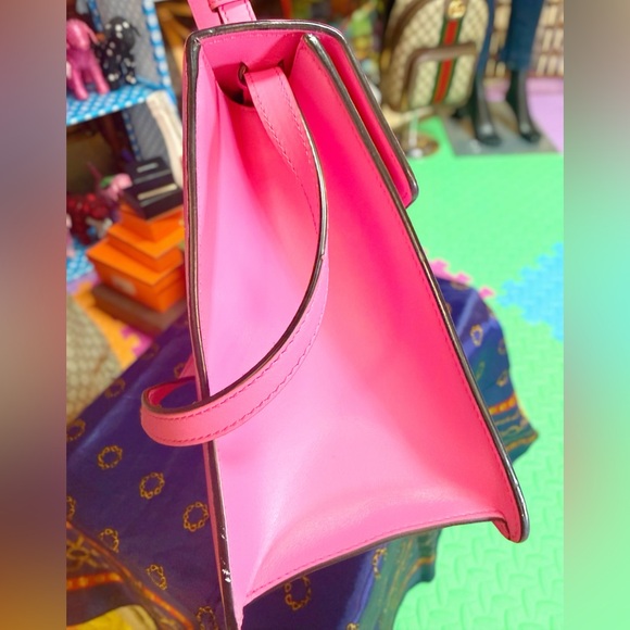 Gucci Fuchsia Leather Medium Web Sylvie Top Handle Bag-include detachable Strap - Picture 6 of 12